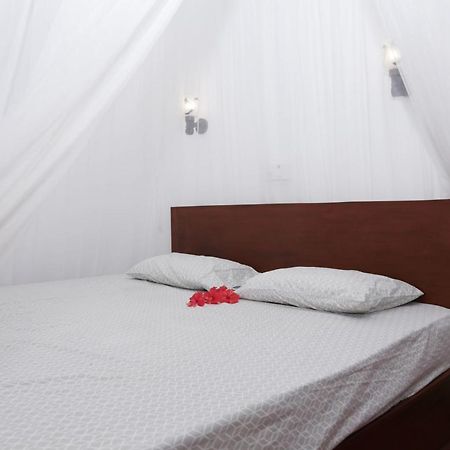 Bed and Breakfast Vivid Lanka à Bentota Extérieur photo