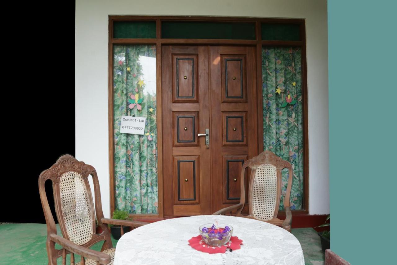 Bed and Breakfast Vivid Lanka à Bentota Extérieur photo