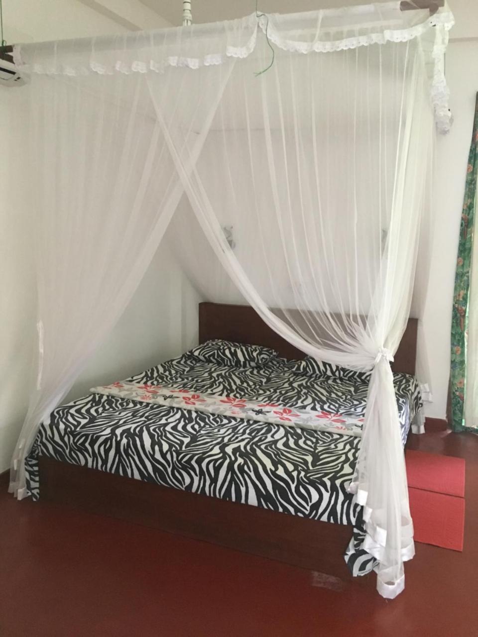 Bed and Breakfast Vivid Lanka à Bentota Extérieur photo